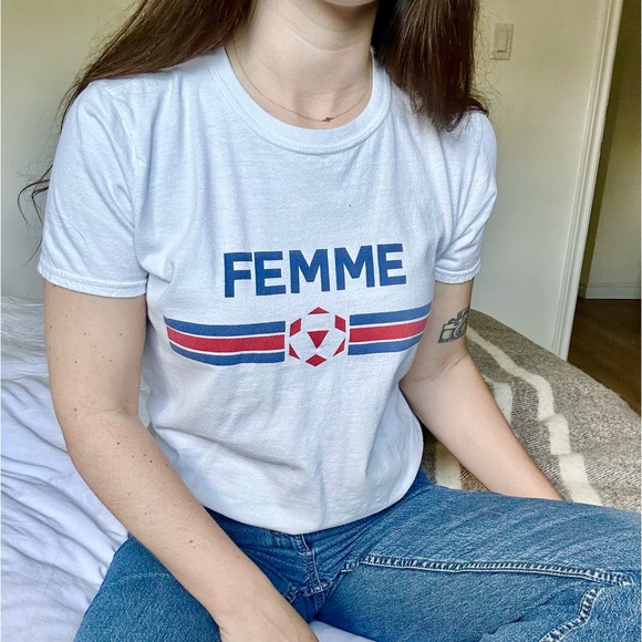 *Urban Outfitters Femme White T-Shirt - Picture 6 of 6